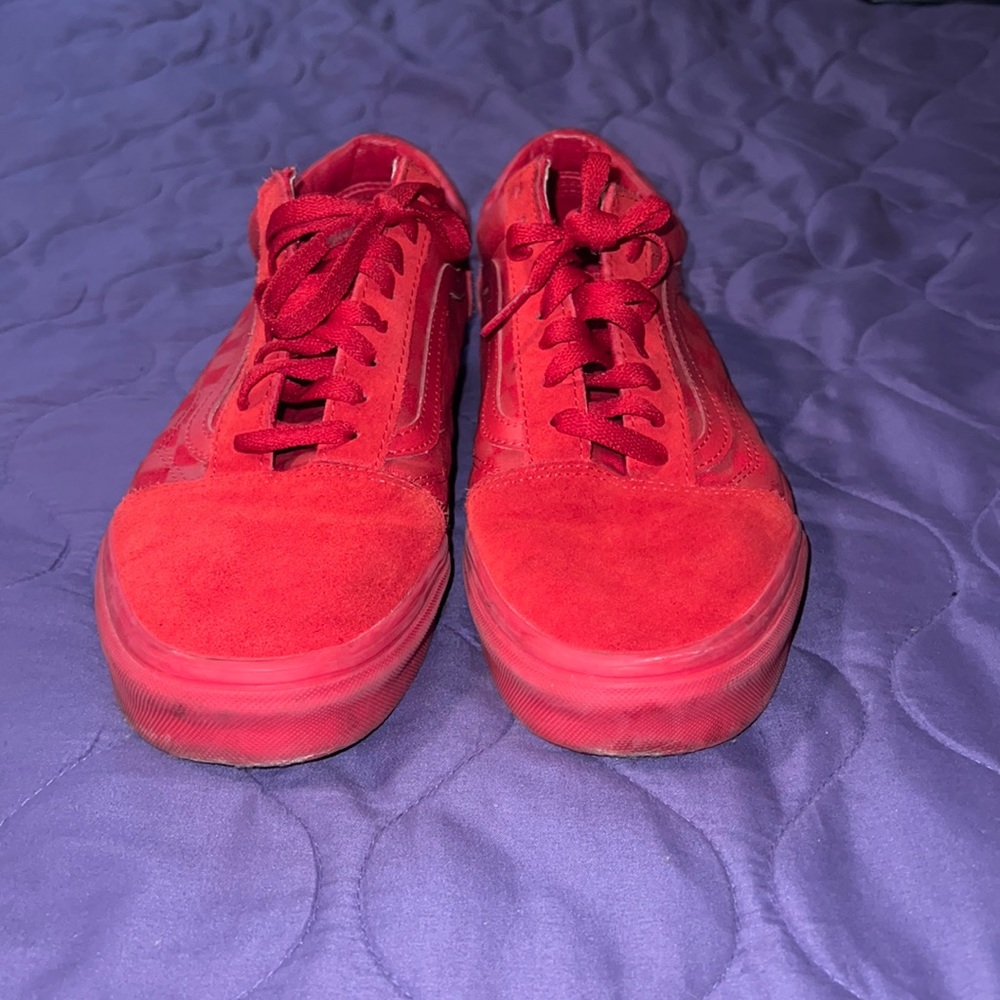Red vans old skool